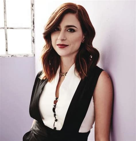 Aya Cash Bio, Age, Actress, Family, Husband, Net Worth, Movies